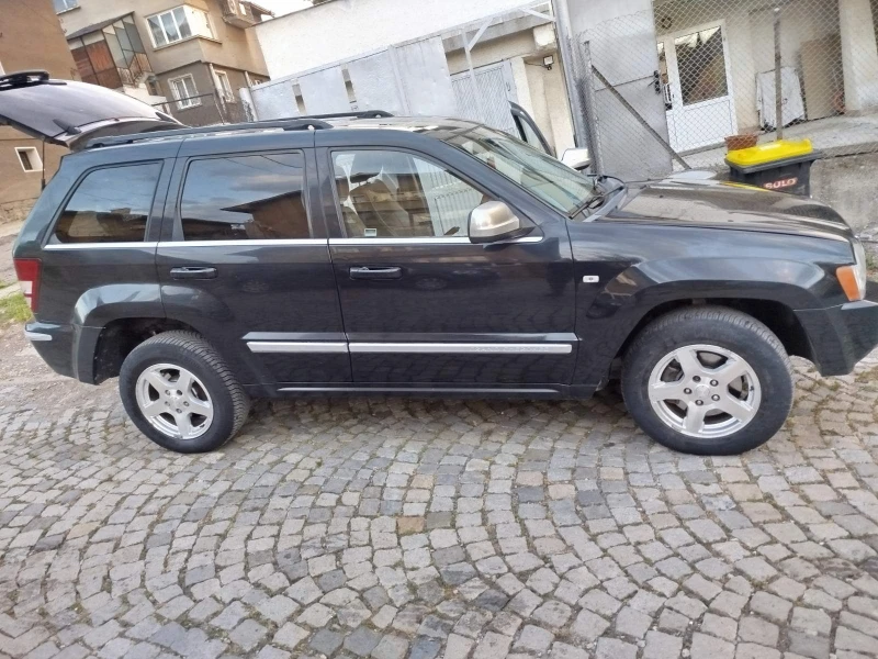 Jeep Grand cherokee OVERLAND CRD, снимка 2 - Автомобили и джипове - 52551044
