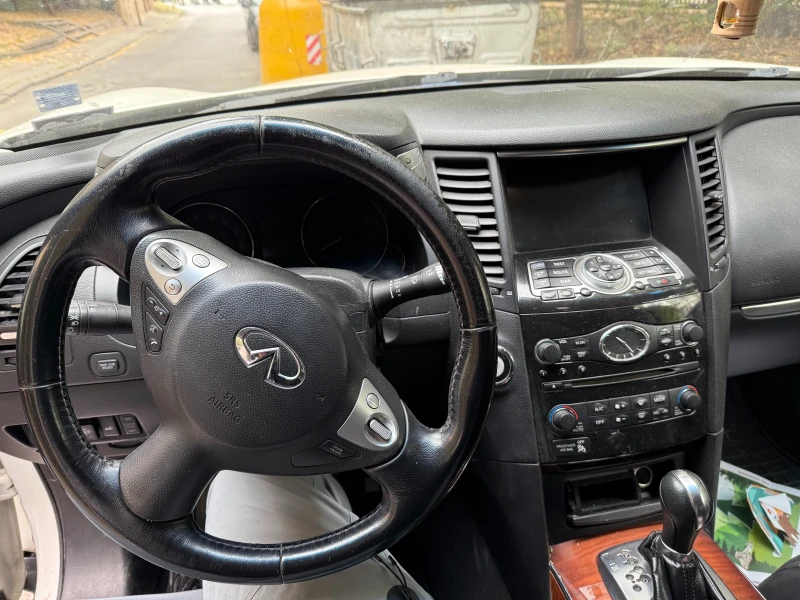 Infiniti Fx 35, снимка 9 - Автомобили и джипове - 52304222