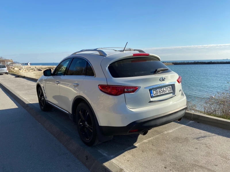 Infiniti Fx 35, снимка 6 - Автомобили и джипове - 52304222