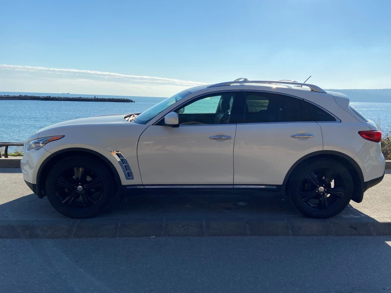 Infiniti Fx 35, снимка 4 - Автомобили и джипове - 52304222