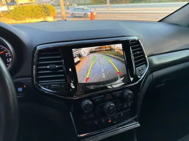 Jeep Grand cherokee * Altitude , navigation, leather * CARFAX * ЦЕНА Д, снимка 14 - Автомобили и джипове - 52904465