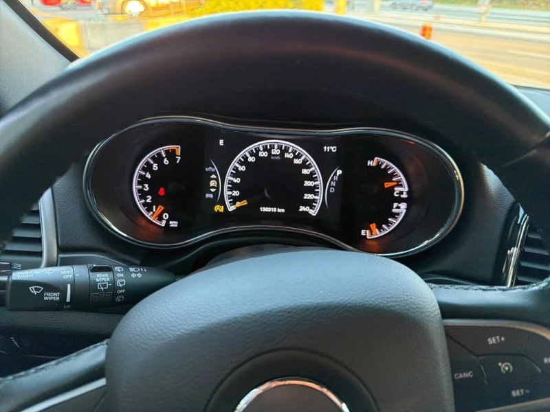 Jeep Grand cherokee * Altitude , navigation, leather * CARFAX * ЦЕНА Д, снимка 12 - Автомобили и джипове - 52904465