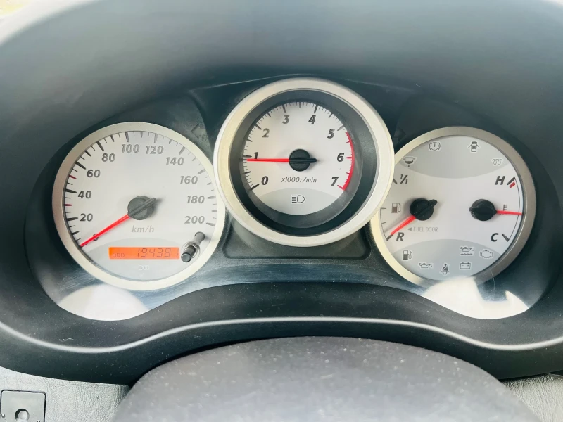 Toyota Rav4 2.0 D4D 116kc FACE LIFT , снимка 12 - Автомобили и джипове - 53192528