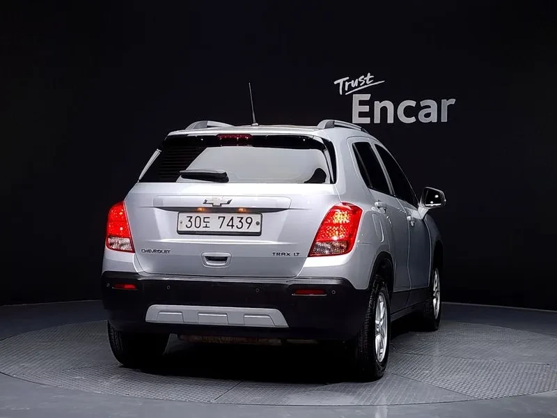 Chevrolet Trax 1.4, снимка 4 - Автомобили и джипове - 54327795