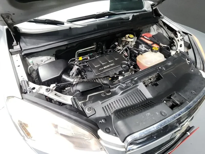 Chevrolet Trax 1.4, снимка 6 - Автомобили и джипове - 54327795