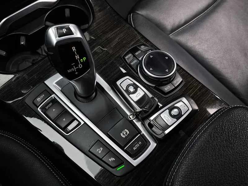 BMW X4 2.0d, снимка 9 - Автомобили и джипове - 54604872