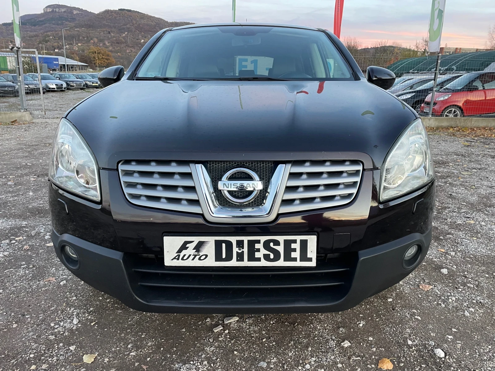 Nissan Qashqai 2.0DCI-150-PANORAMA-ITALIA - изображение 2