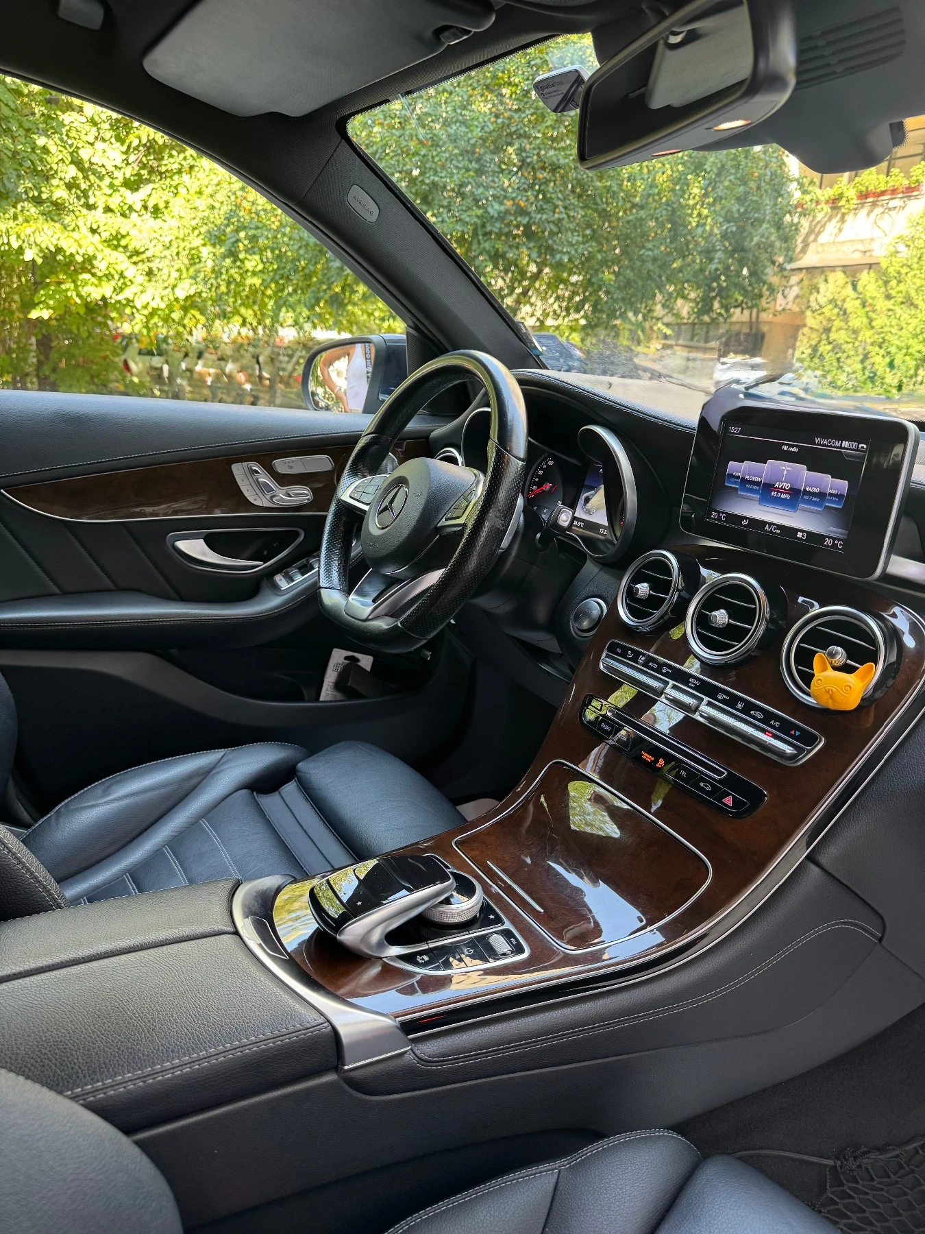 Mercedes-Benz GLC 350 е AMG Plug-in Hibrid - изображение 9