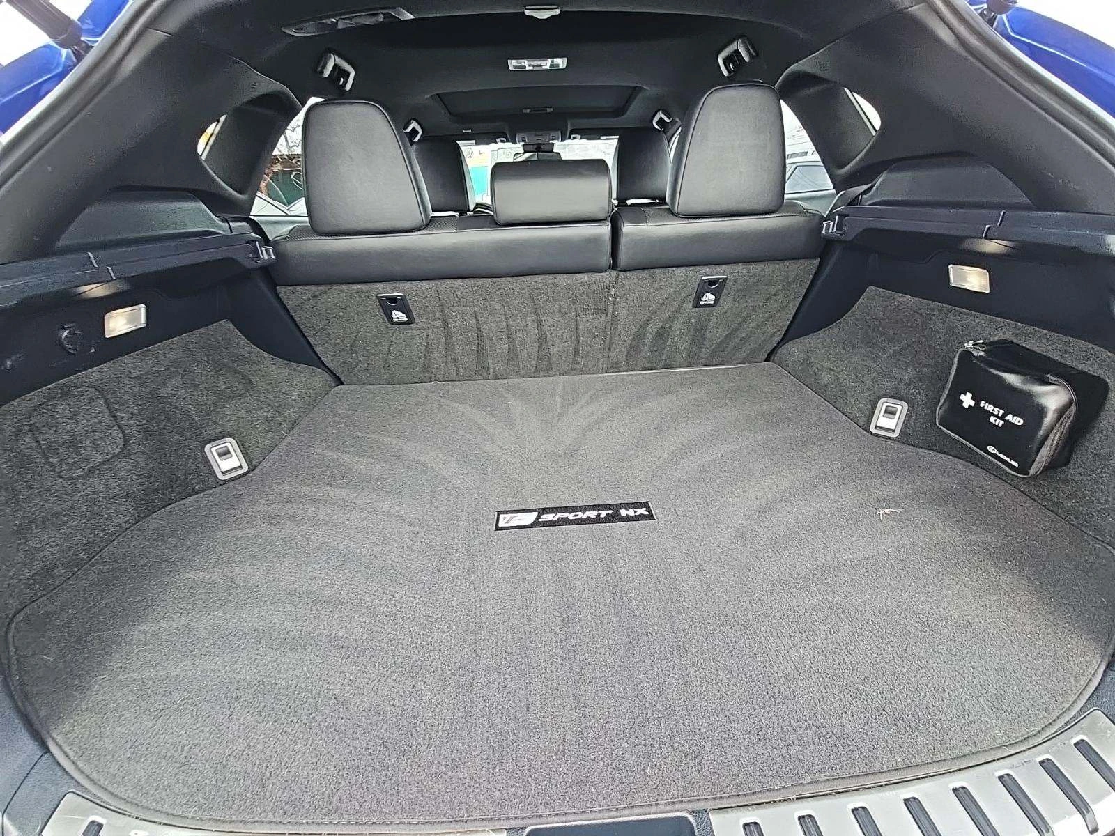 Lexus NX 300 F SPORT, снимка 11 - Автомобили и джипове - 53738807