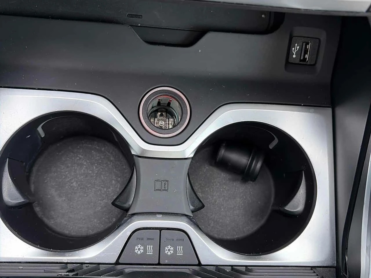 BMW X5 xDrive40i | PANO | H/K | HUD | KEYLESS | ПОДГРЕВИ , снимка 11 - Автомобили и джипове - 53928413