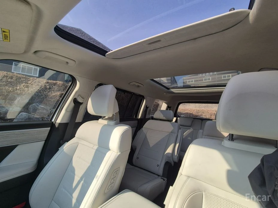 Hyundai Santa fe CALLIGRAPHY* BOSE* МАСАЖ* 360 КАМЕРИ* 6+ 1* ОБДУХ, снимка 8 - Автомобили и джипове - 54240446