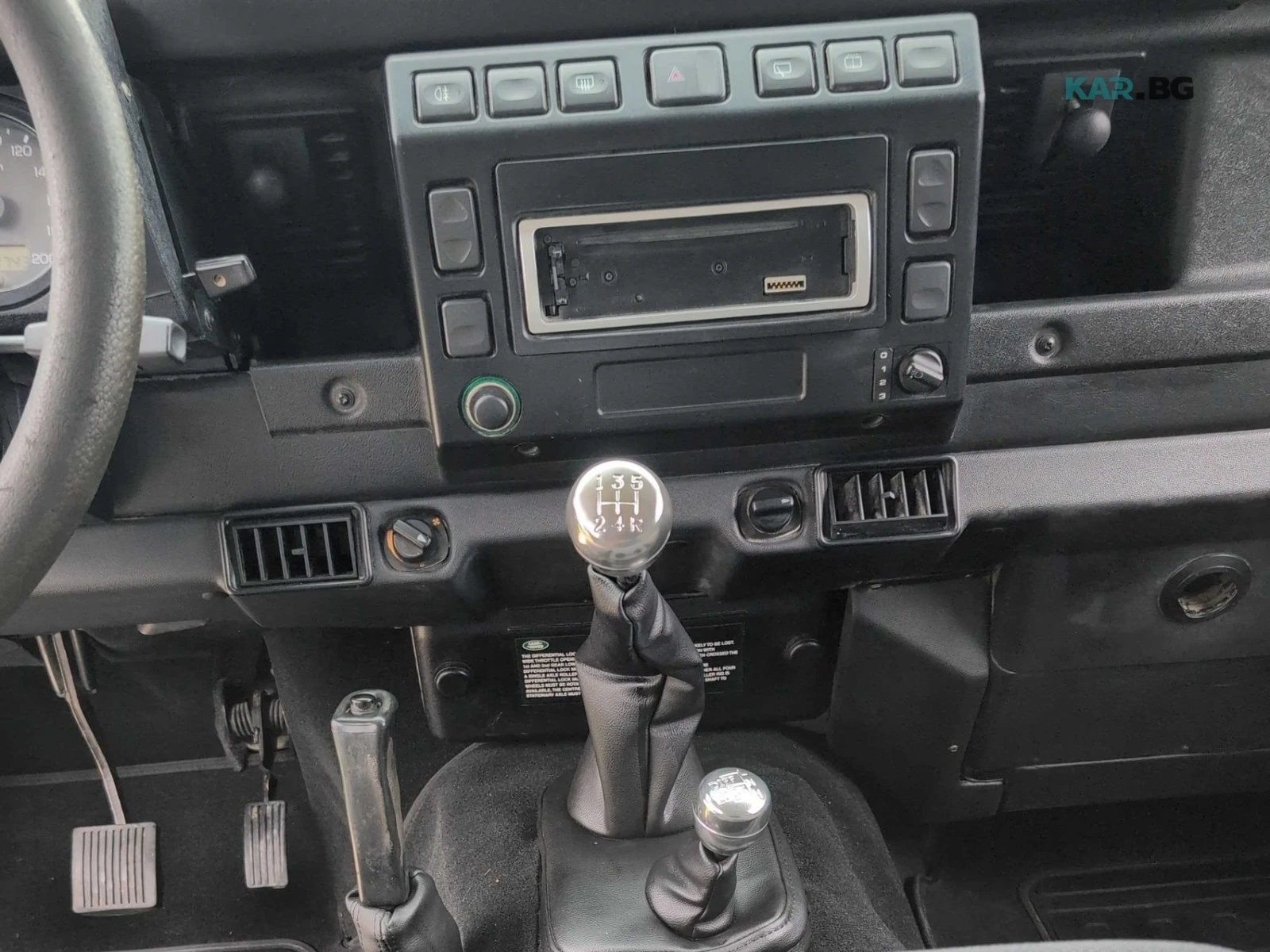Land Rover Defender ЦЕНА ДО БЪЛГАРИЯ + РЕГИСТРАЦИЯ & АВТОКРЕДИТ, снимка 8 - Автомобили и джипове - 54904049