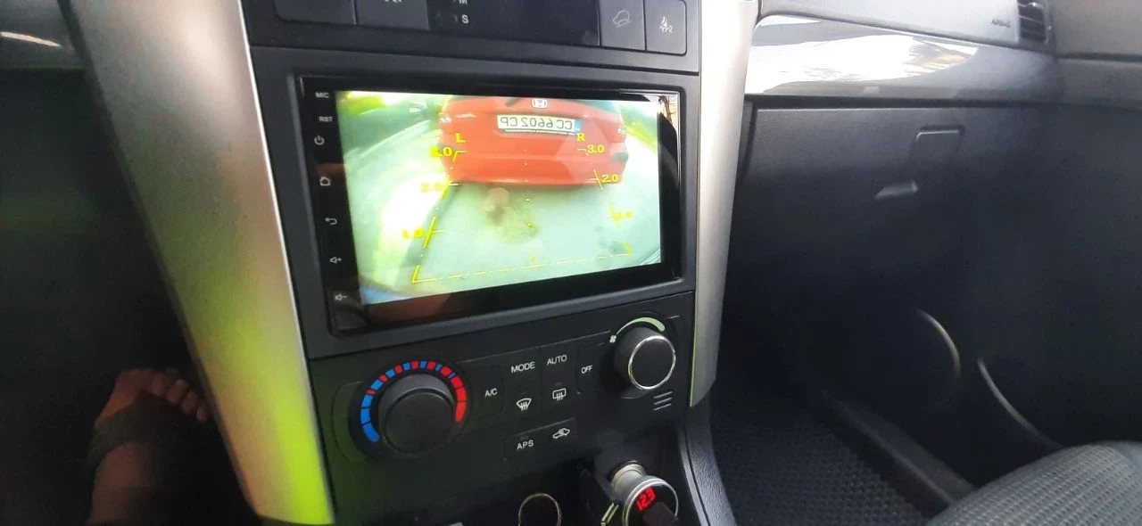 Chevrolet Captiva, снимка 8 - Автомобили и джипове - 54991950