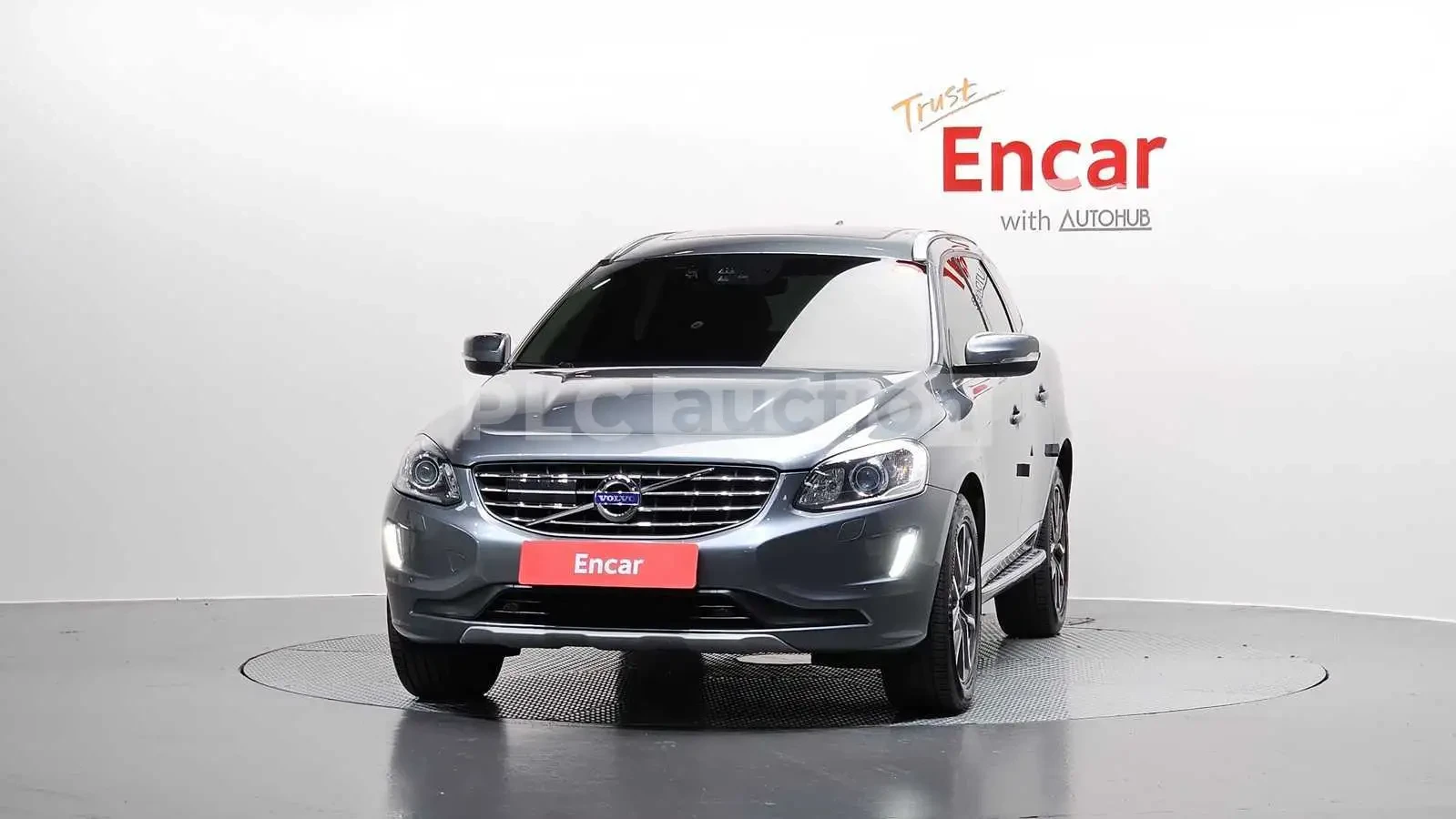 Volvo XC60 D5 AWD| КАМЕРА| ПОДГРЕВ| DISTRONIC| ВКЛ.ТЕХНОТЕСТ, снимка 3 - Автомобили и джипове - 55047123