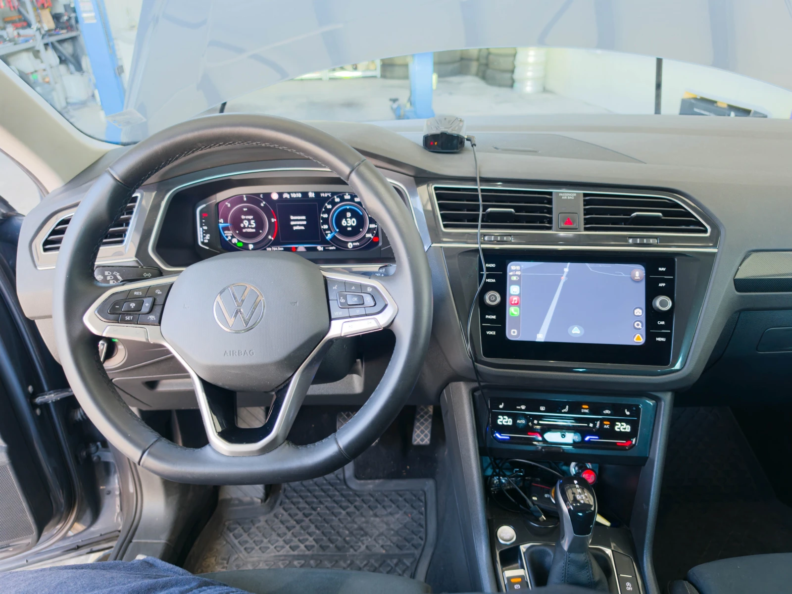 VW Tiguan 2.0* TDI* Elegance, снимка 11 - Автомобили и джипове - 55852449