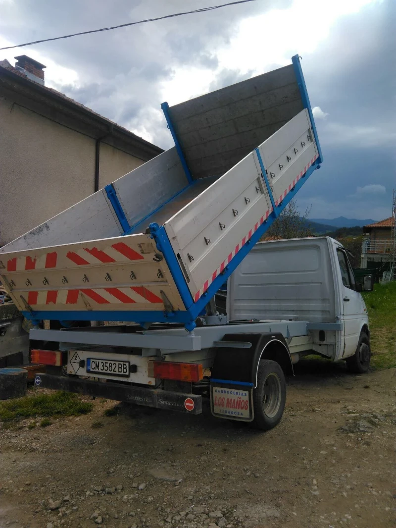 Mercedes-Benz Sprinter 411