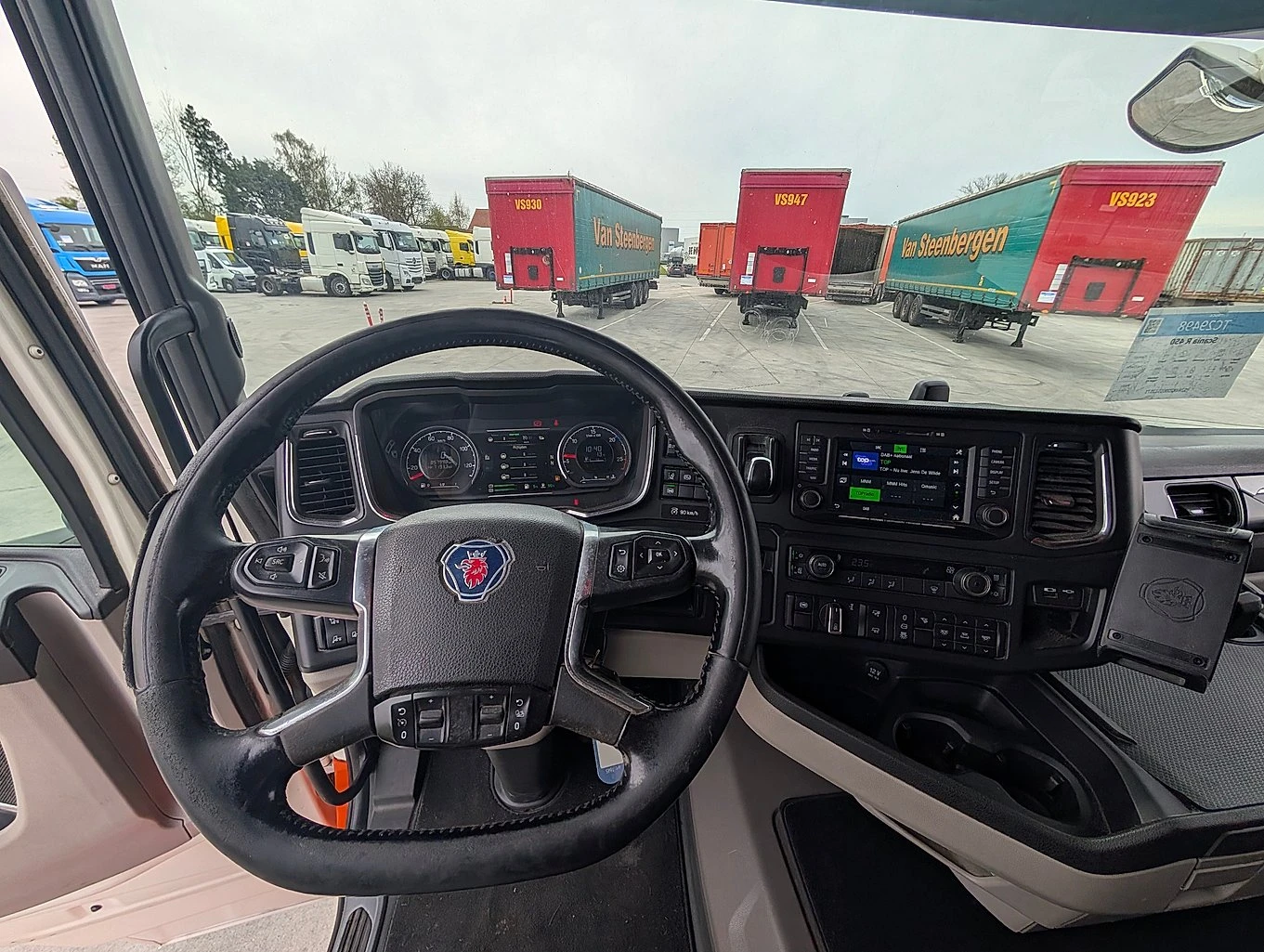 Scania R 450 4 броя, снимка 13 - Камиони - 54385263