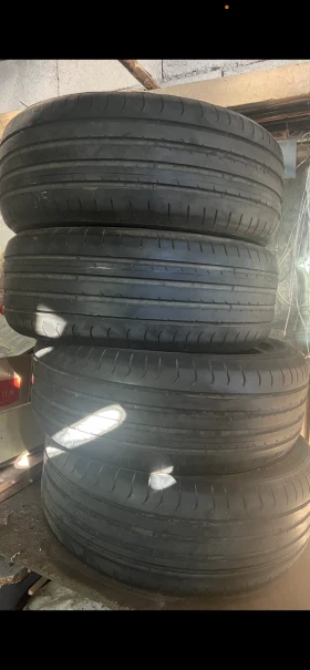 Гуми Летни 215/55R17, снимка 7 - Гуми и джанти - 48911842