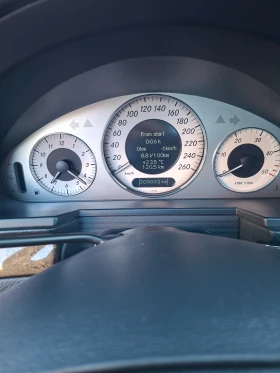 Mercedes-Benz E 220 Avantgarde, снимка 4