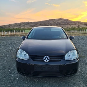     VW Golf 1.6i 102 .