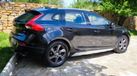 Volvo V40 Cross Country D3, снимка 4