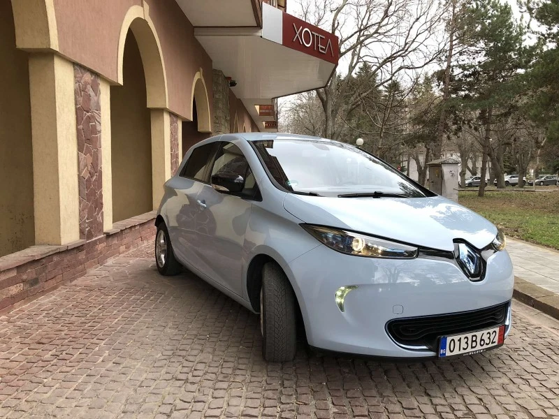 Renault Zoe INTENSE, снимка 2 - Автомобили и джипове - 47580966