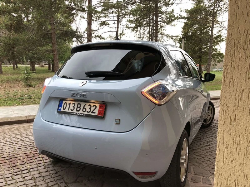 Renault Zoe INTENSE, снимка 4 - Автомобили и джипове - 47580966