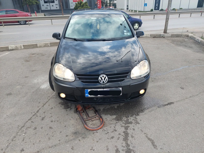 VW Golf 1.9 TDI 105к.с.  6 скорости, снимка 1 - Автомобили и джипове - 46668789