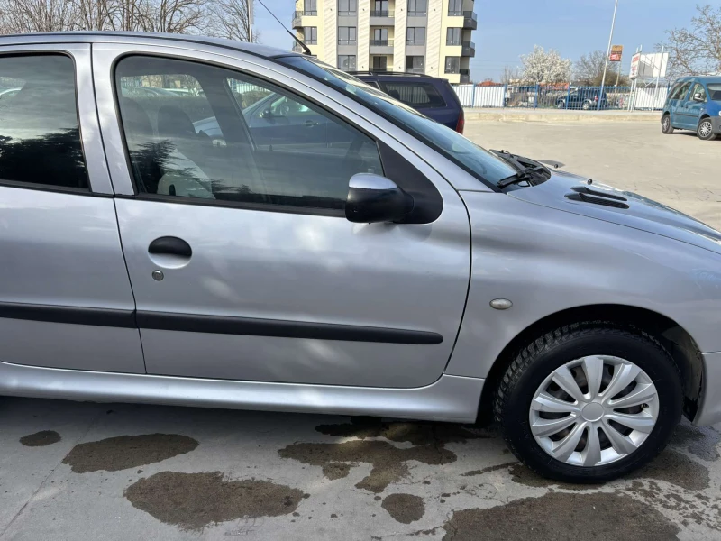 Peugeot 206, снимка 14 - Автомобили и джипове - 49497643