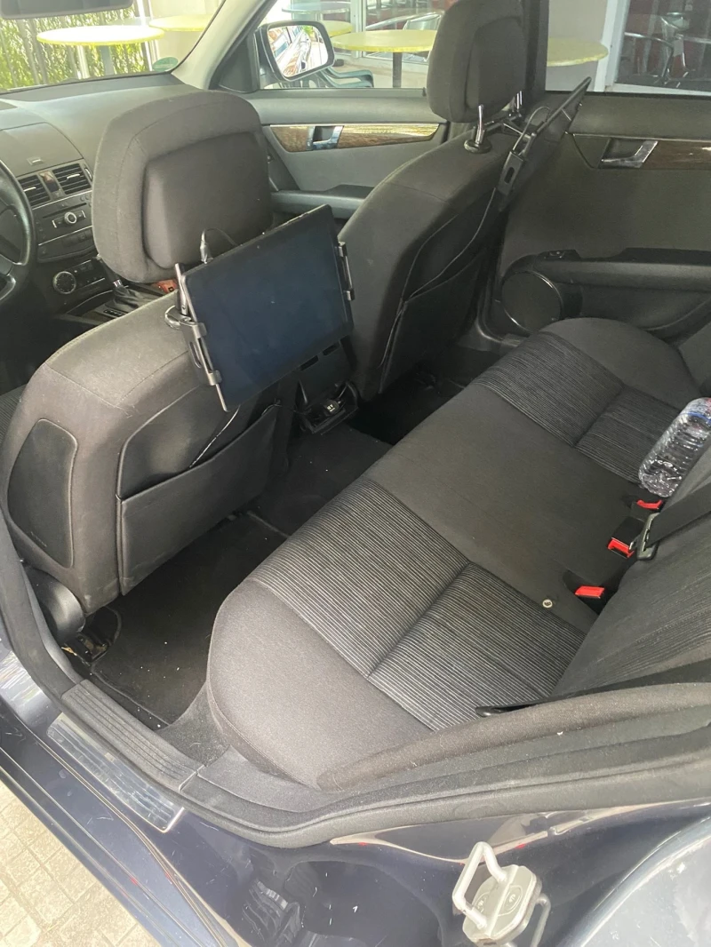 Mercedes-Benz C 220, снимка 5 - Автомобили и джипове - 52324993