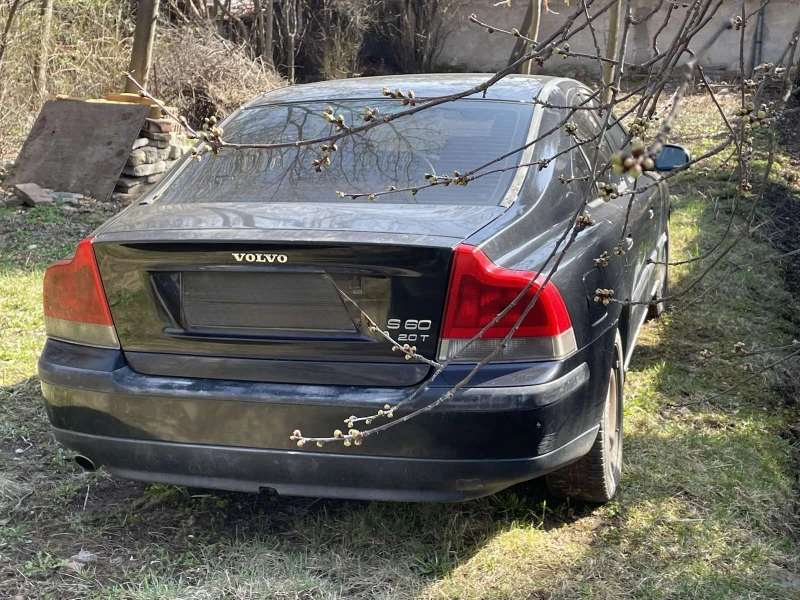 Volvo S60 2.0 turbo, снимка 2 - Автомобили и джипове - 51941093