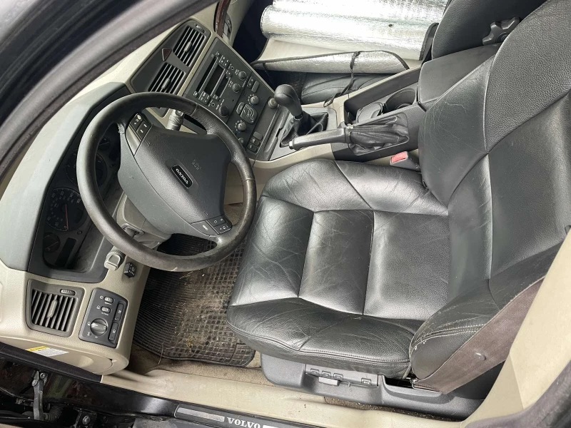 Volvo S60 2.0 turbo, снимка 3 - Автомобили и джипове - 51941093