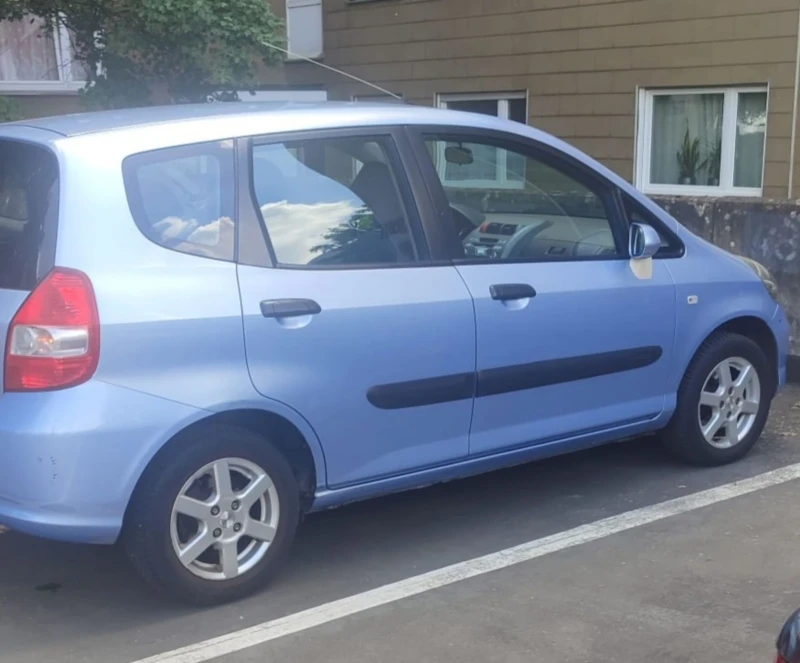 Honda Fit Бензин, снимка 2 - Автомобили и джипове - 52581622