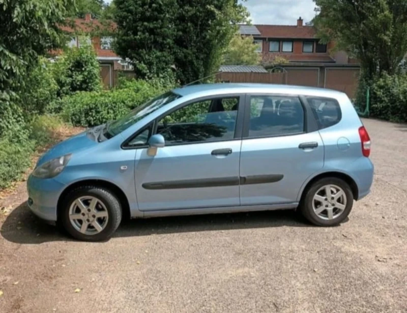 Honda Fit Бензин, снимка 3 - Автомобили и джипове - 52581622