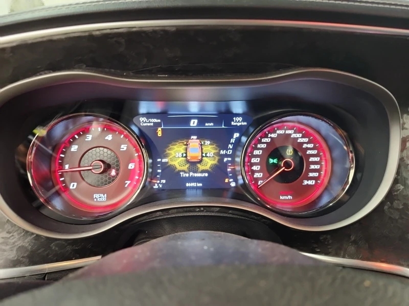 Dodge Charger SRT HELLCAT WIDEBODY * * CARFAX * * АВТО КРЕДИТ * , снимка 11 - Автомобили и джипове - 52901266