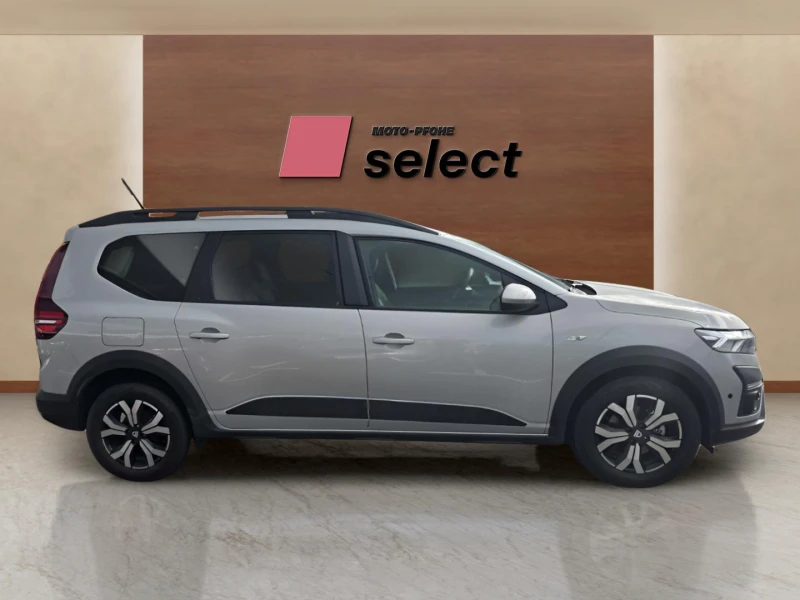 Dacia Jogger 1.0 TCE, снимка 4 - Автомобили и джипове - 53257969