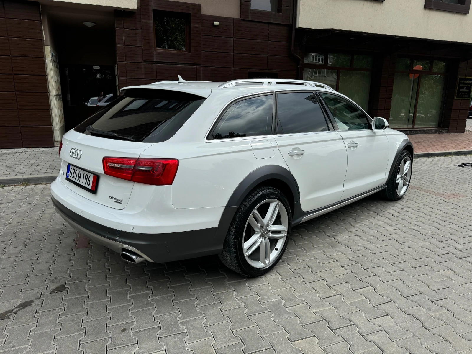 Audi A6 Allroad 3.0.BI-TDI-313.8ZF - изображение 5