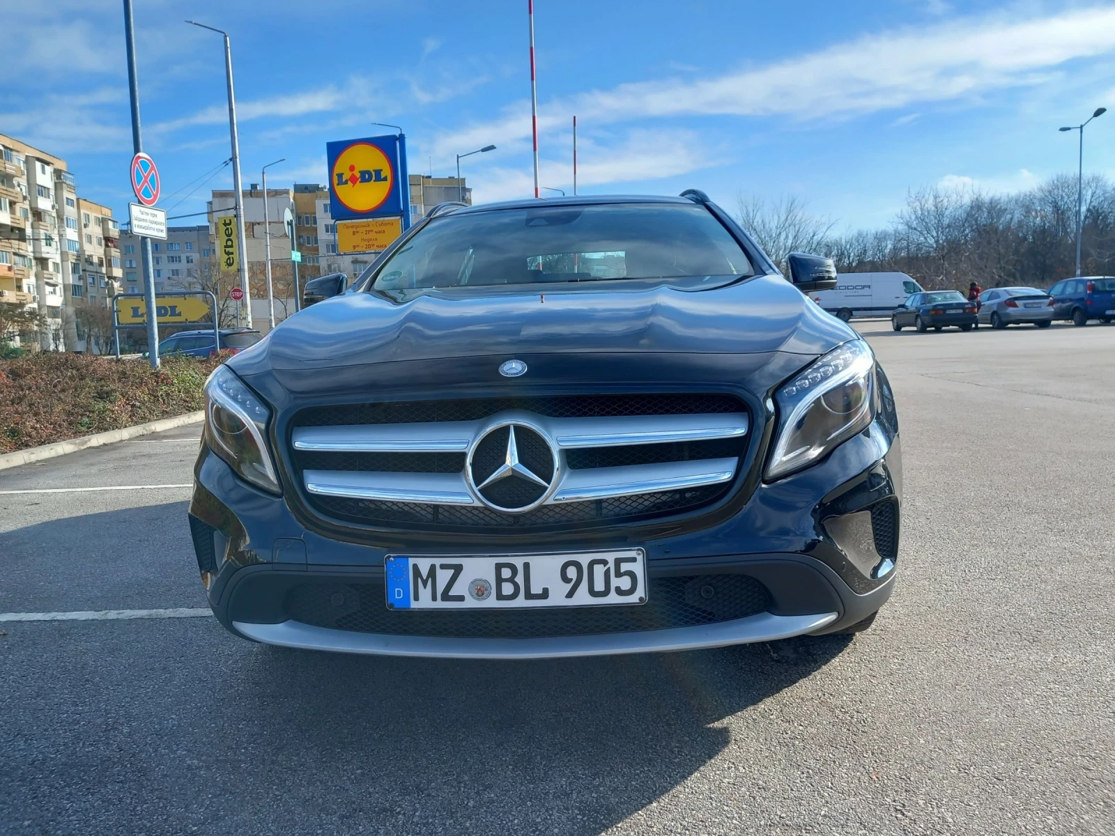 Mercedes-Benz GLA 180  - изображение 4