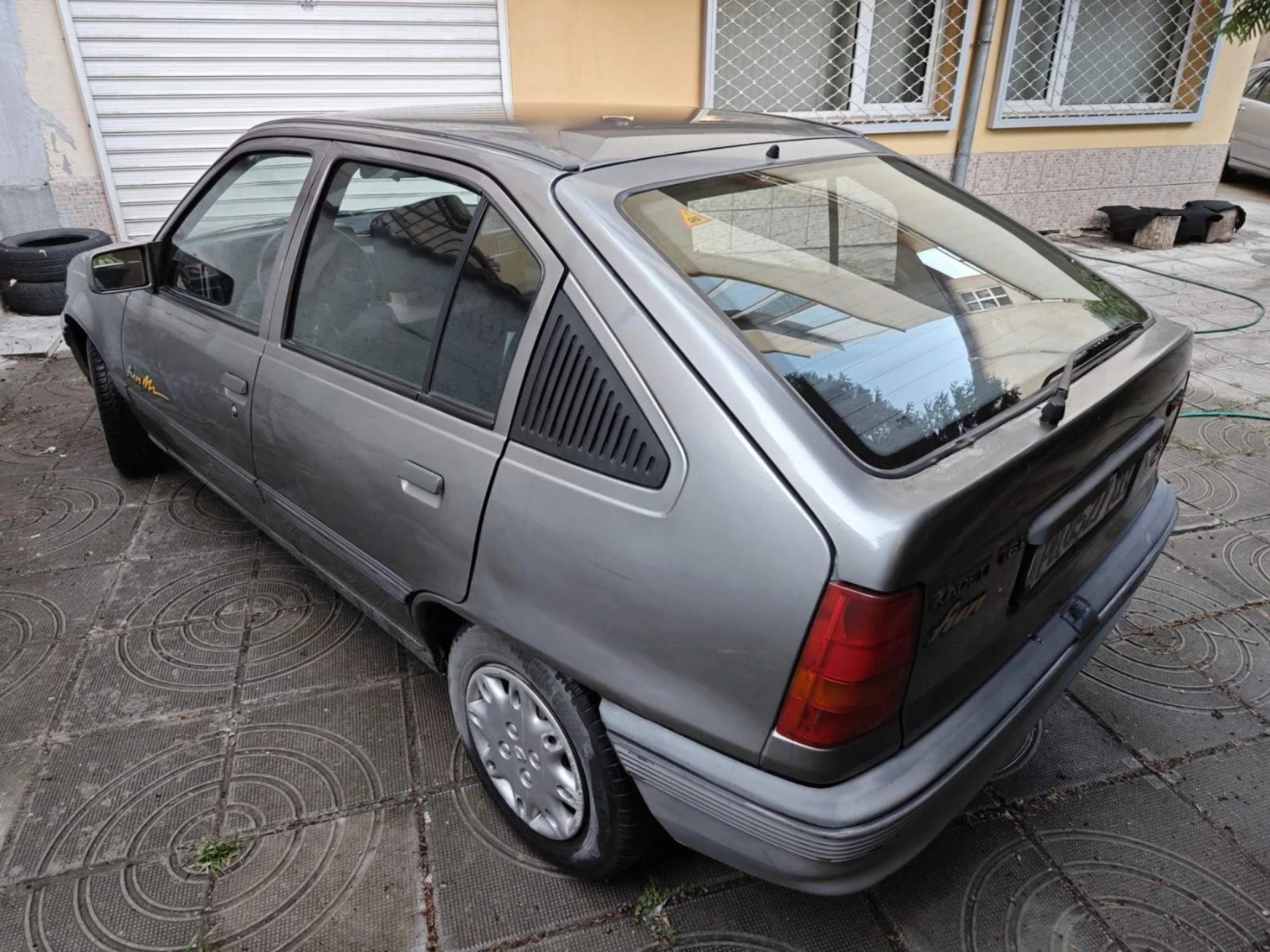Opel Kadett  - изображение 9