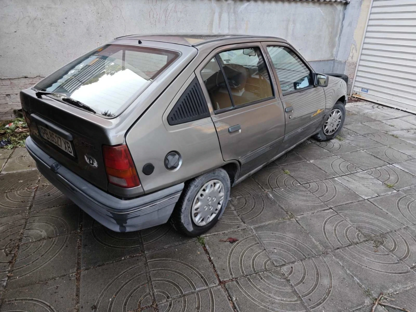 Opel Kadett  - изображение 7