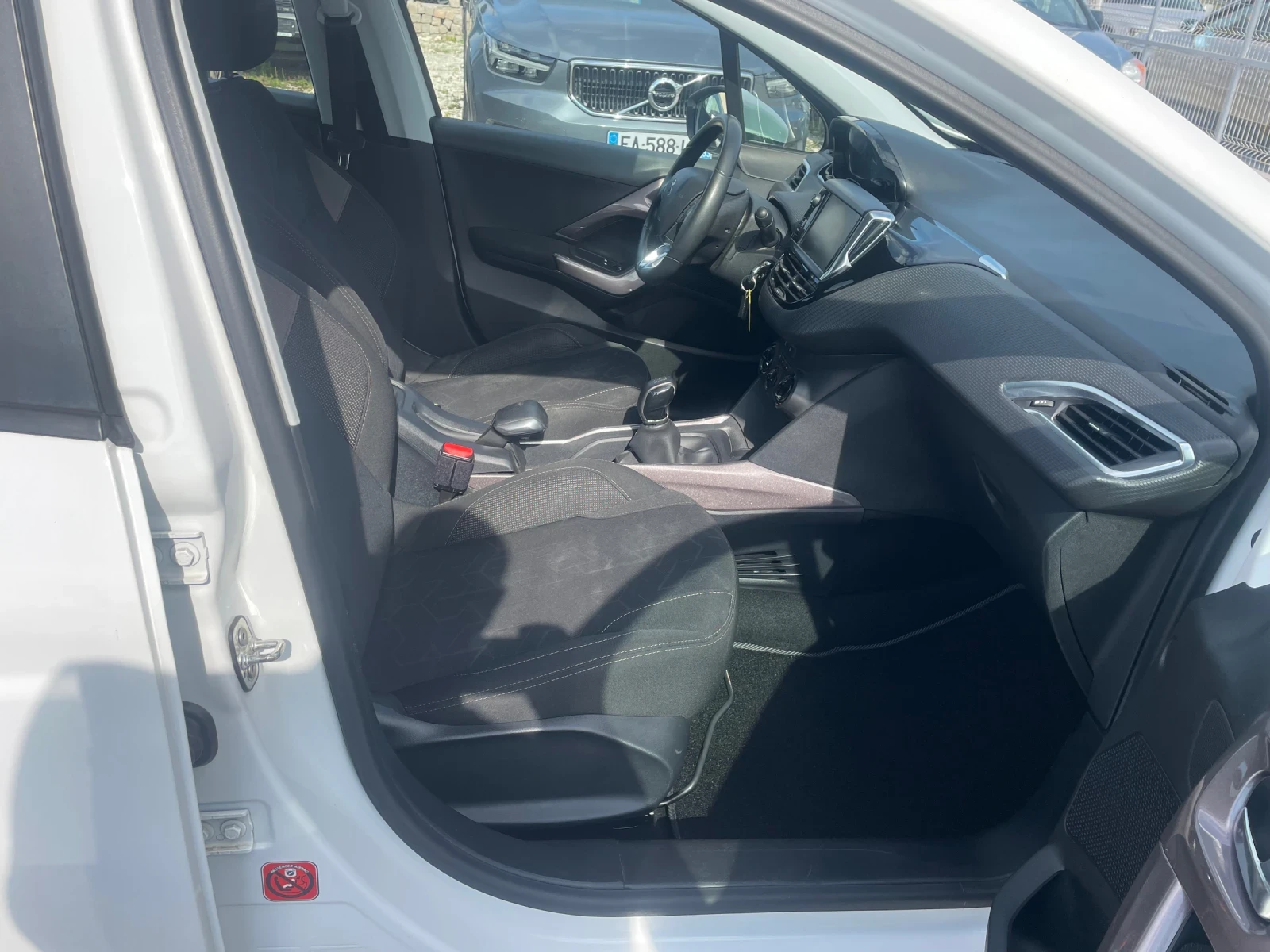 Peugeot 2008 1.6 HDi 100hp | Mobile.bg   14