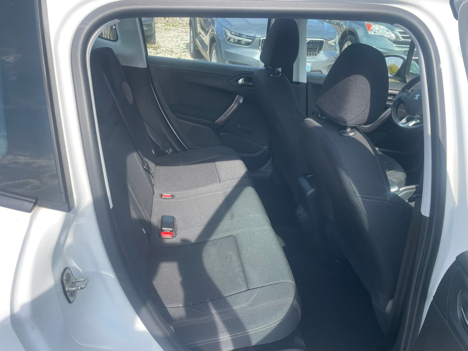 Peugeot 2008 1.6 HDi 100hp | Mobile.bg   13