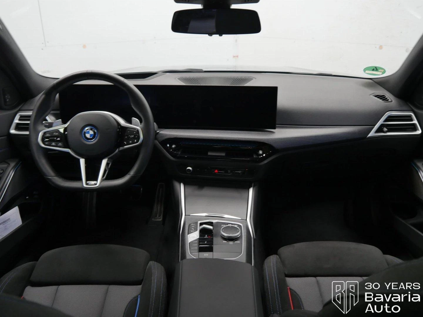 BMW 330 e Touring M Sport Paket Sportautomatic - изображение 6