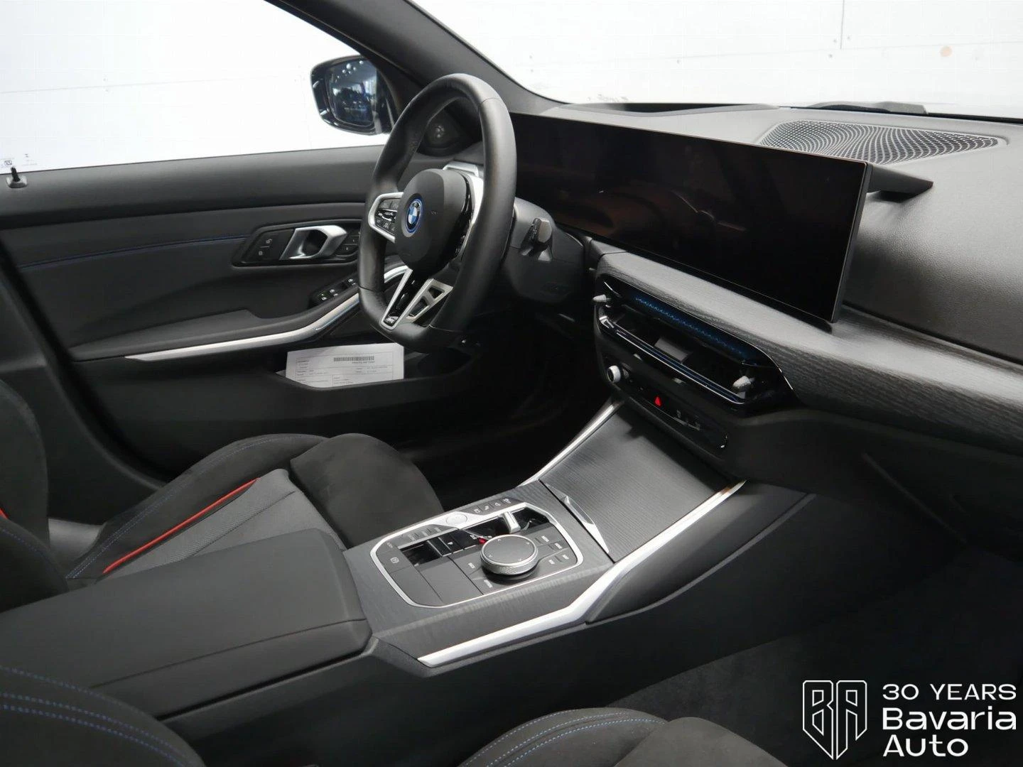 BMW 330 e Touring M Sport Paket Sportautomatic - изображение 7