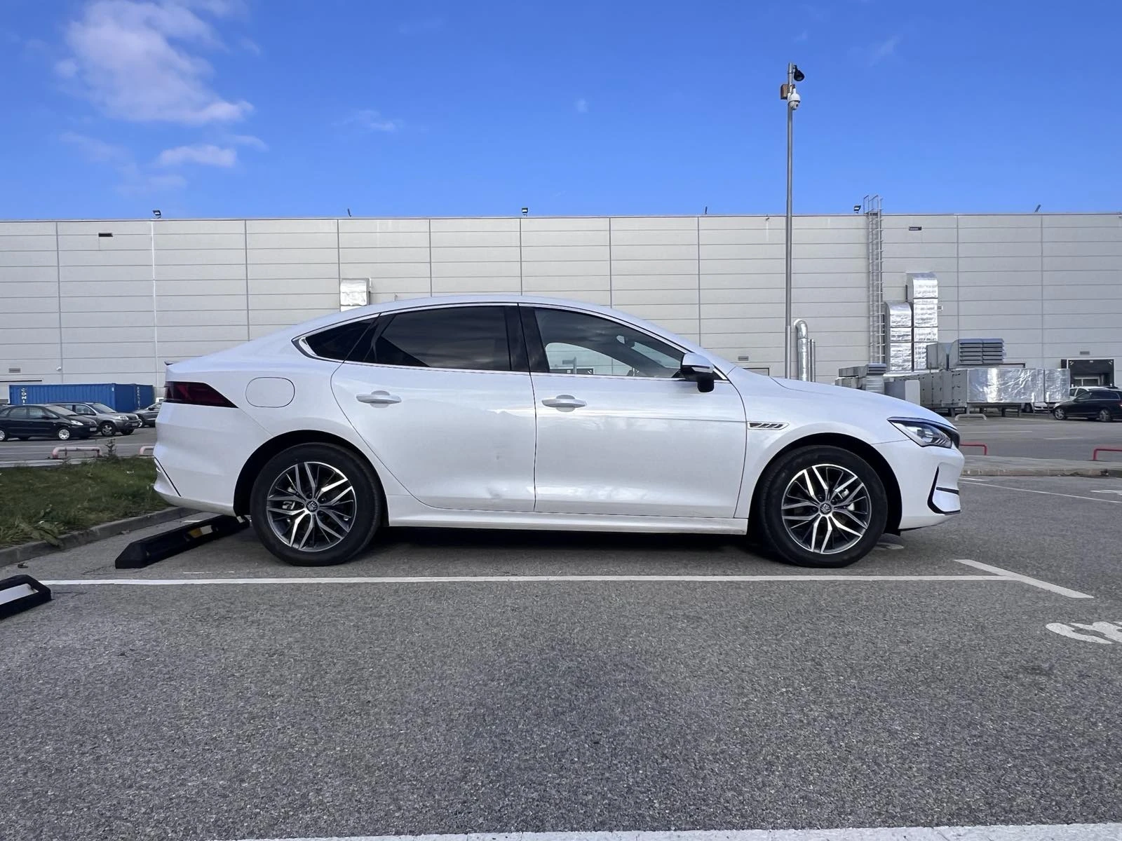 BYD Qin Plus EV 57.6 kWh 418 km ������� | Mobile.bg � ����������� 8