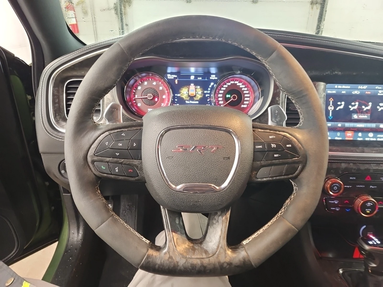 Dodge Charger SRT HELLCAT WIDEBODY * * CARFAX * * АВТО КРЕДИТ *  - изображение 10