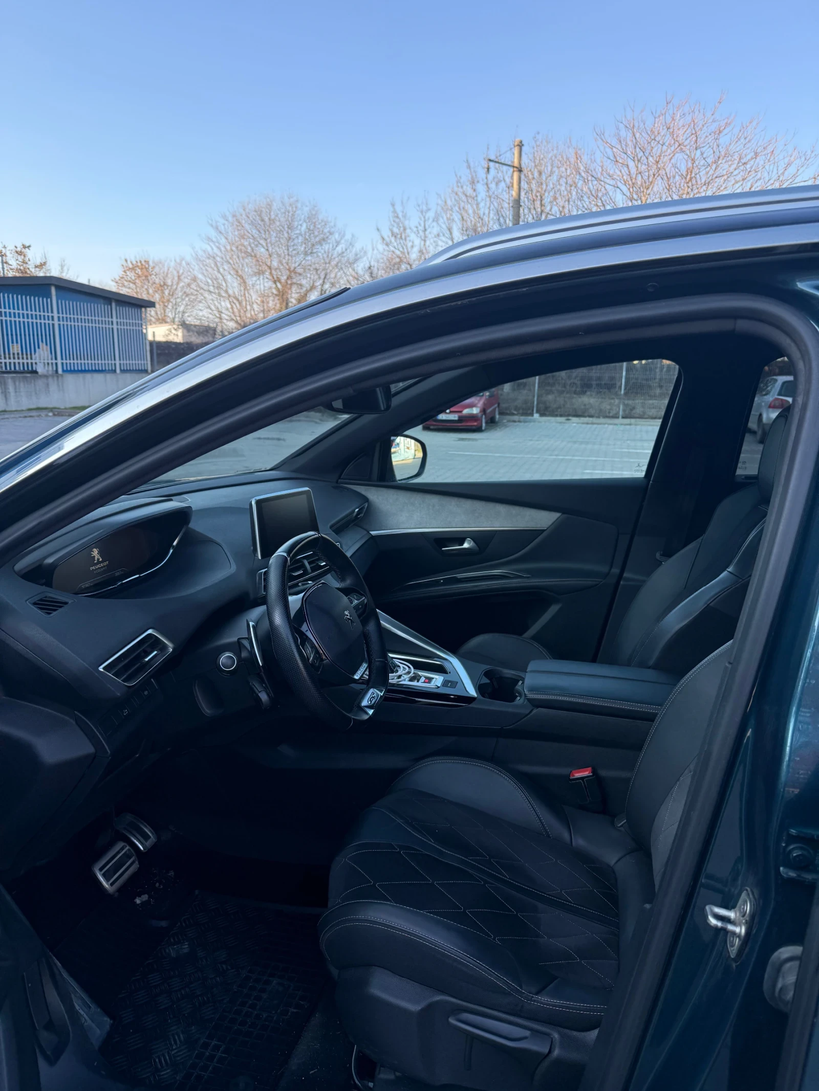 Peugeot 5008 2.0 HDI 180ps - изображение 9