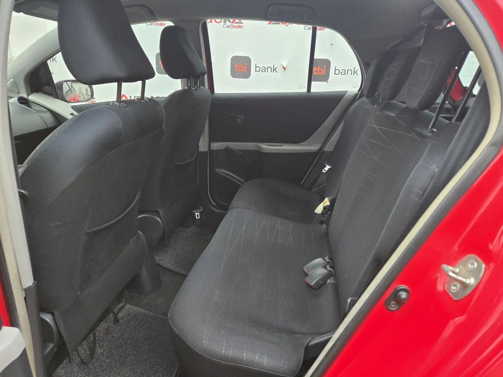 Toyota Yaris 1.4d4d-90��= ��������= 5����� | Mobile.bg � ����������� 9