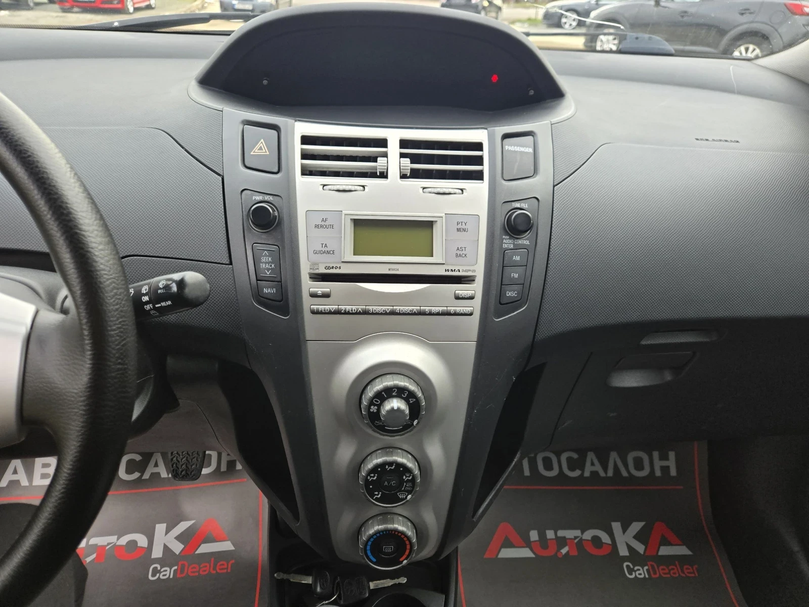 Toyota Yaris 1.4d4d-90��= ��������= 5����� | Mobile.bg � ����������� 16