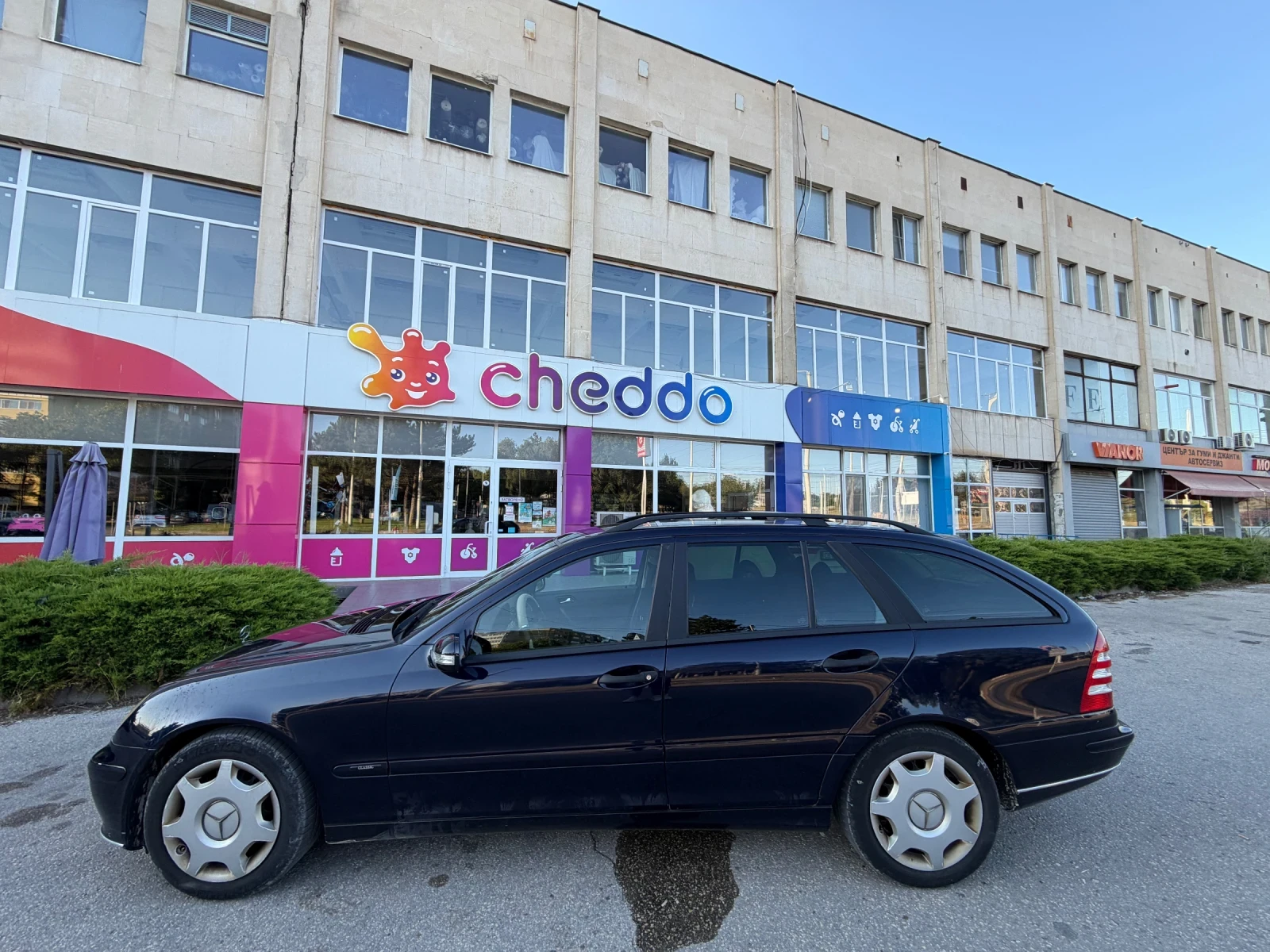 Mercedes-Benz C 220 БЕЗ* РЪЖДИ* ВНОС* ИТАЛИЯ* , снимка 4 - Автомобили и джипове - 53623267